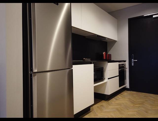 1 BEDROOM APARTMENT TO LET IN CAPE TOWN CITY CENTRE